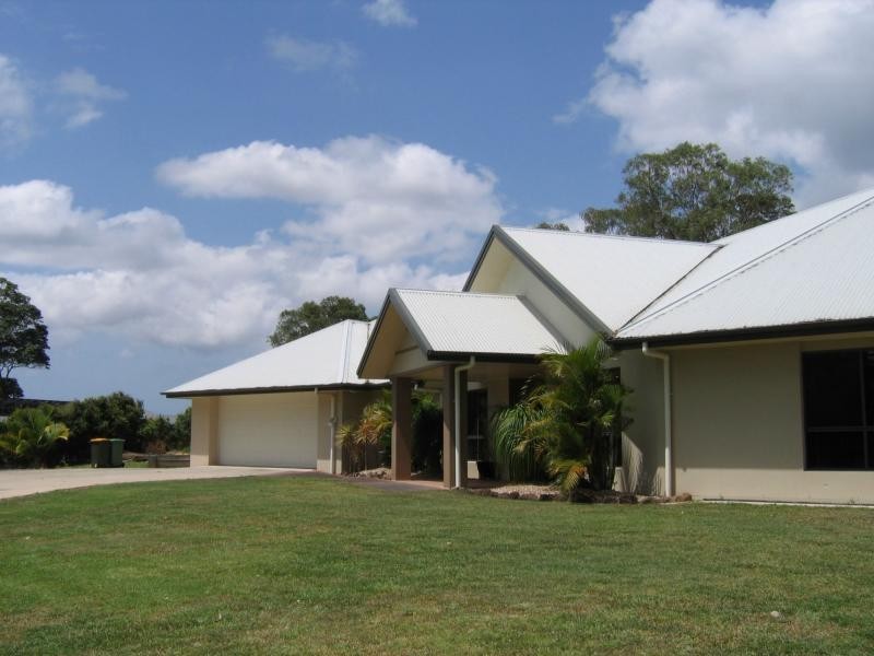 Mapleton QLD 4560
