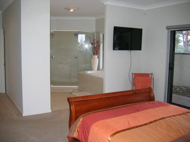Mapleton QLD 4560