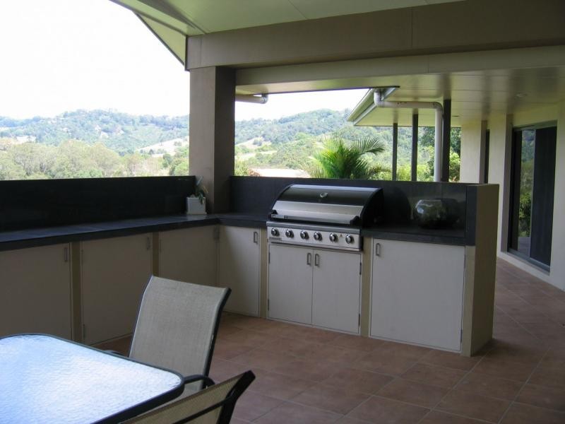 Mapleton QLD 4560