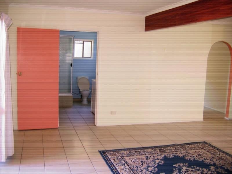Mapleton QLD 4560