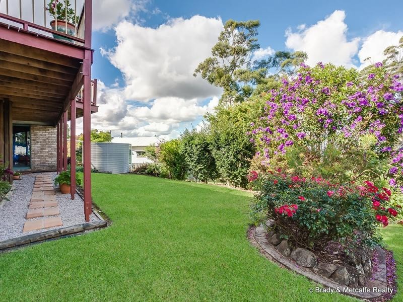 24 Crystal Street, Mapleton QLD 4560