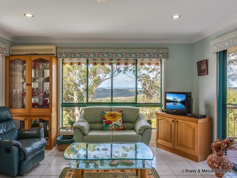 24 Crystal Street, Mapleton QLD 4560