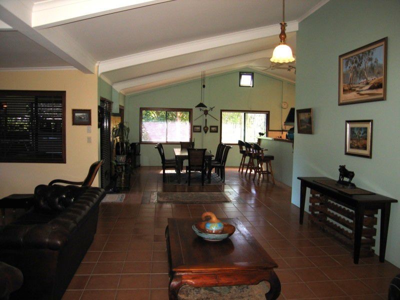 Dulong QLD 4560