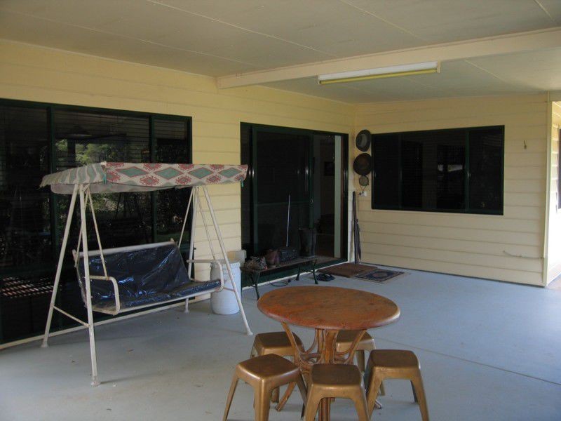Dulong QLD 4560