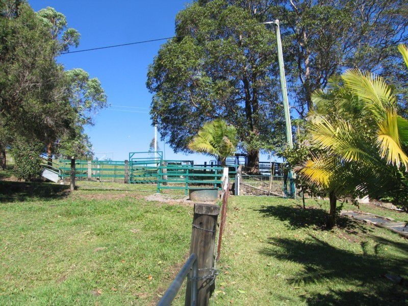 Dulong QLD 4560