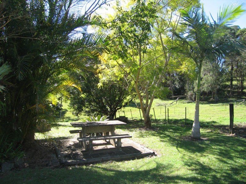 Dulong QLD 4560