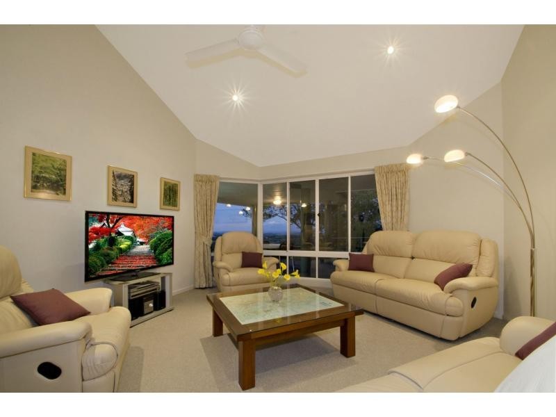 Mapleton QLD 4560