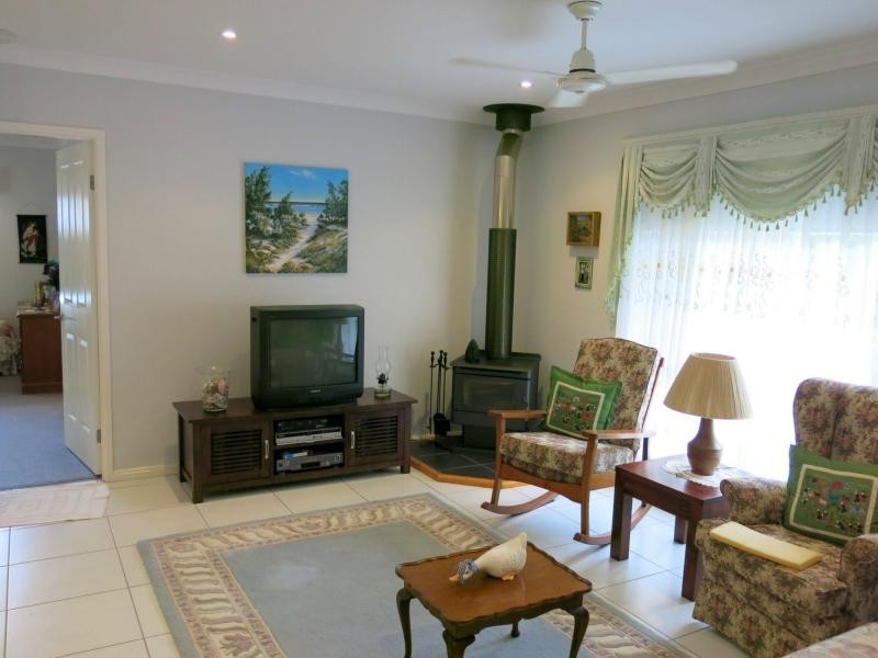 Mapleton QLD 4560