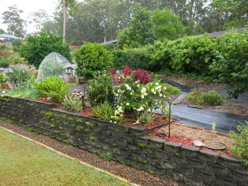 Mapleton QLD 4560