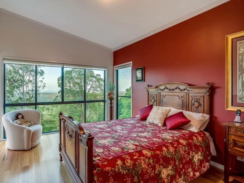 11 Dale View Lane, Mapleton QLD 4560