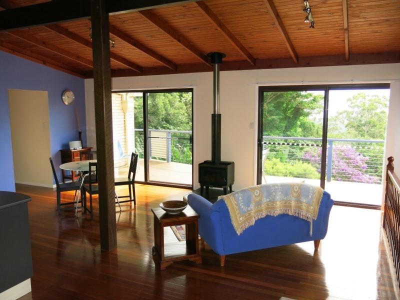 1 Falcon Court, Mapleton QLD 4560