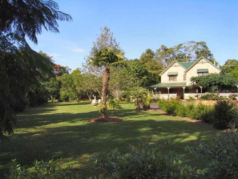 10 Glen Eden Court, Flaxton QLD 4560