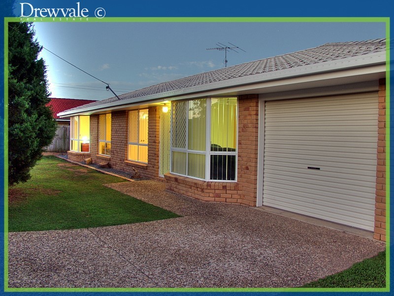 Regents Park QLD 4118