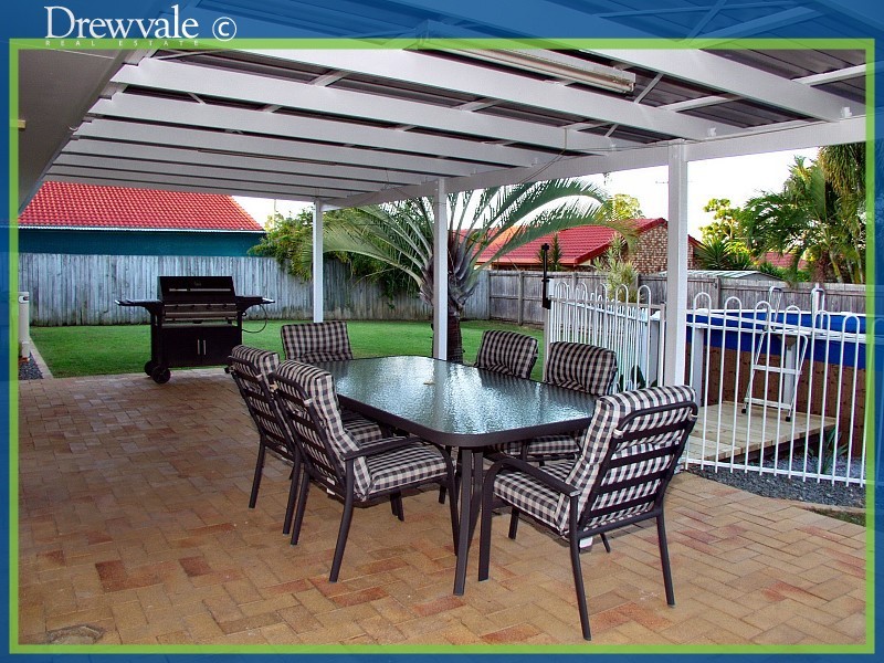 Regents Park QLD 4118