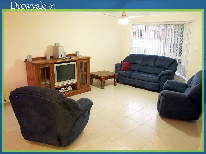 Regents Park QLD 4118