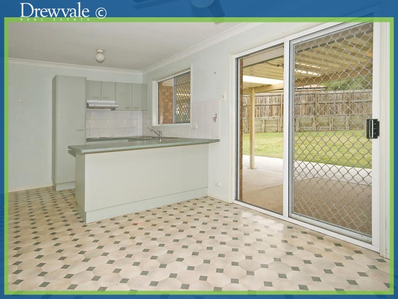 Regents Park QLD 4118