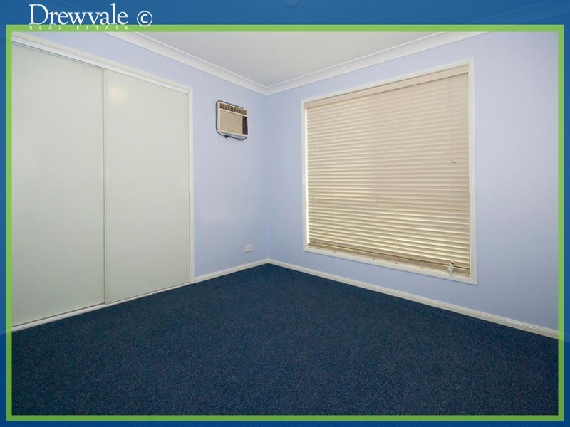 Regents Park QLD 4118