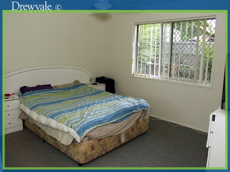 Regents Park QLD 4118