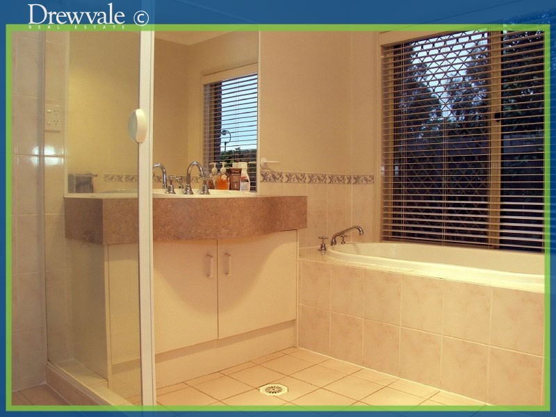 Forest Lake QLD 4078