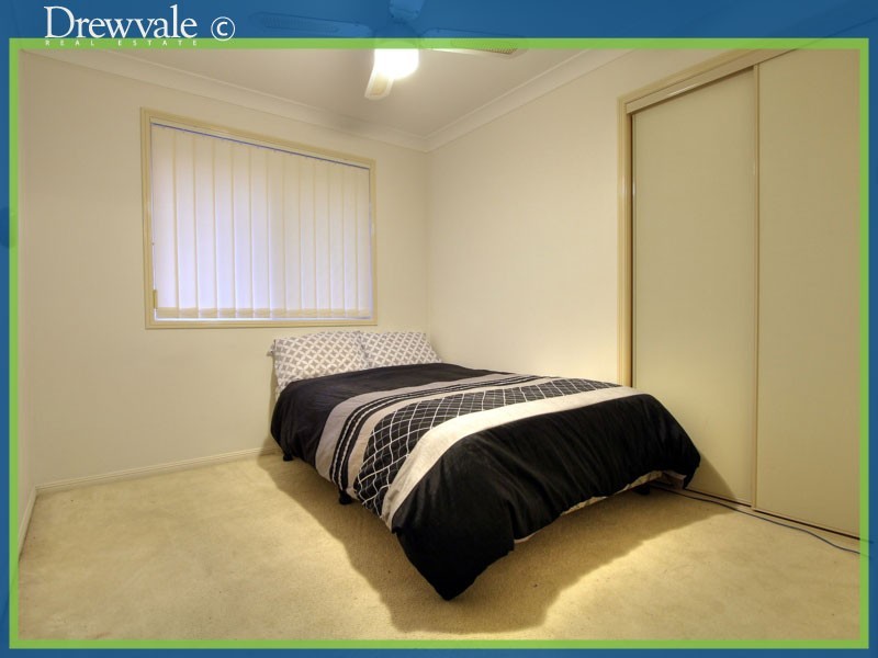 Regents Park QLD 4118