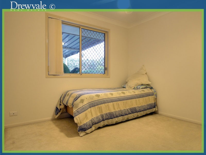 Regents Park QLD 4118