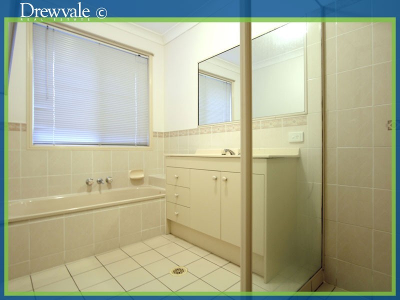 Regents Park QLD 4118
