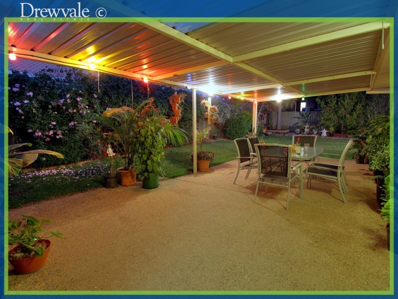 Regents Park QLD 4118