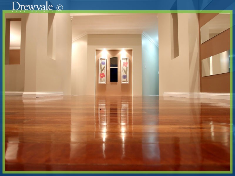 Regents Park QLD 4118