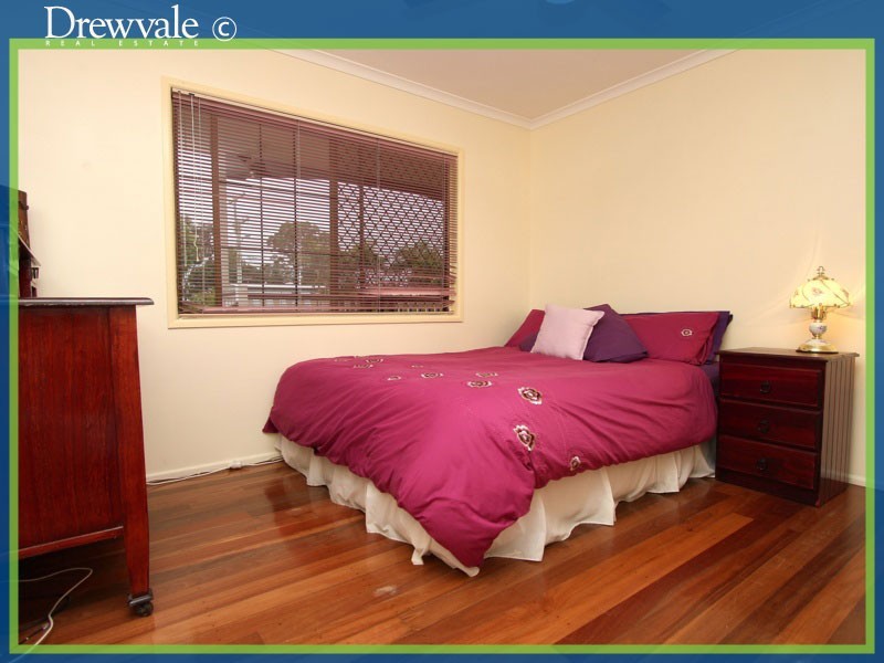 Crestmead QLD 4132