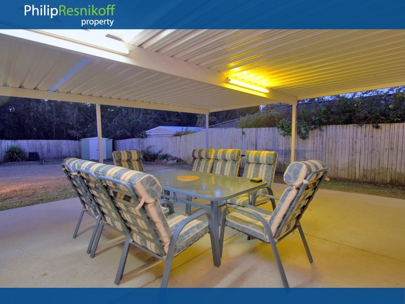 Regents Park QLD 4118