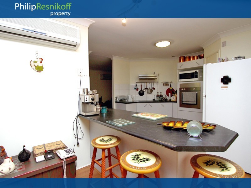 Regents Park QLD 4118