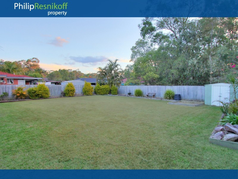 Regents Park QLD 4118