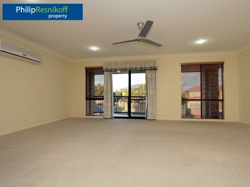 Parkinson QLD 4115