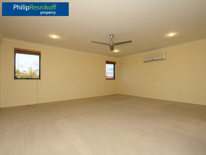 Parkinson QLD 4115