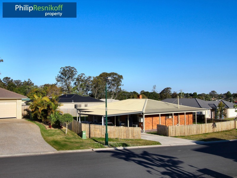 Hillcrest QLD 4118