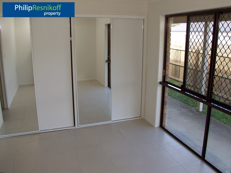 Hillcrest QLD 4118
