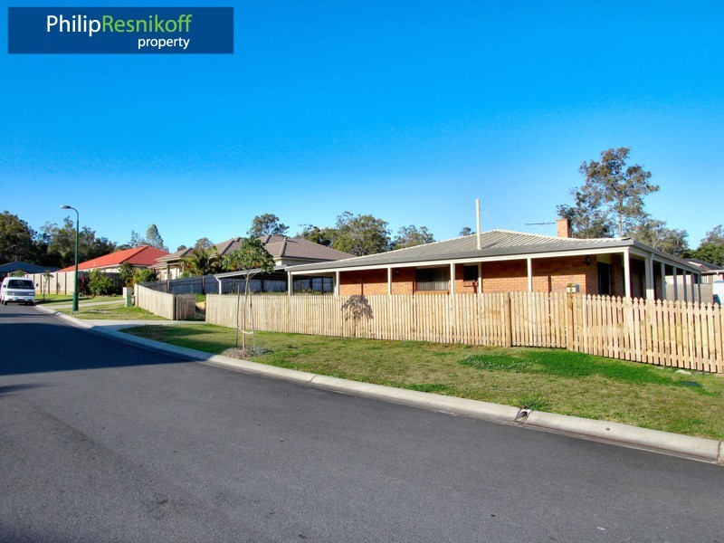 Hillcrest QLD 4118