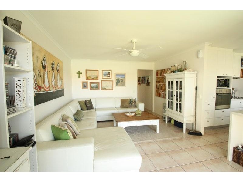 4 Kononda Court, Mooloolaba QLD 4557