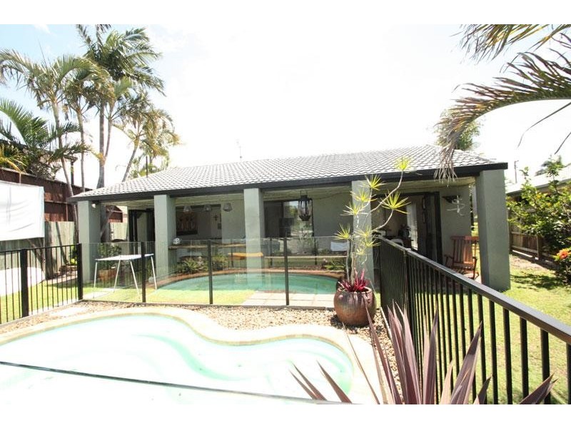 4 Kononda Court, Mooloolaba QLD 4557