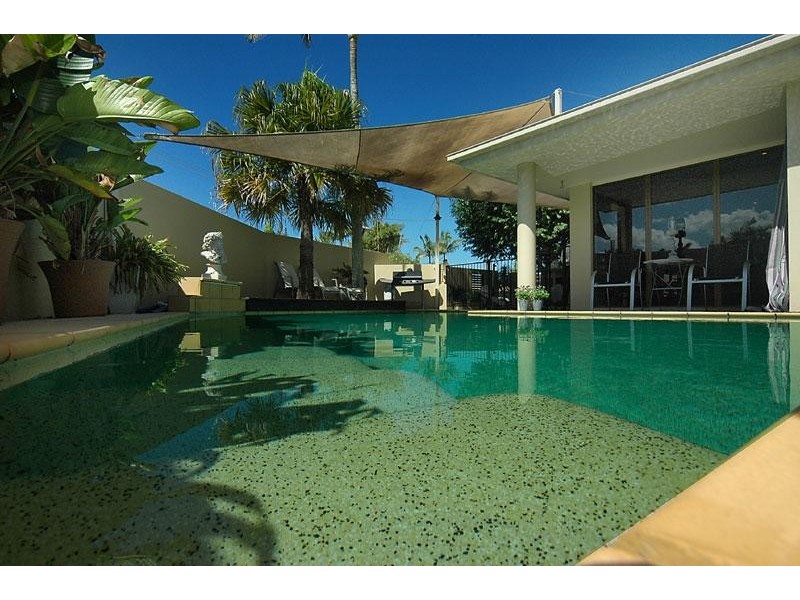 27 Brentwood Avenue, Mooloolaba QLD 4557