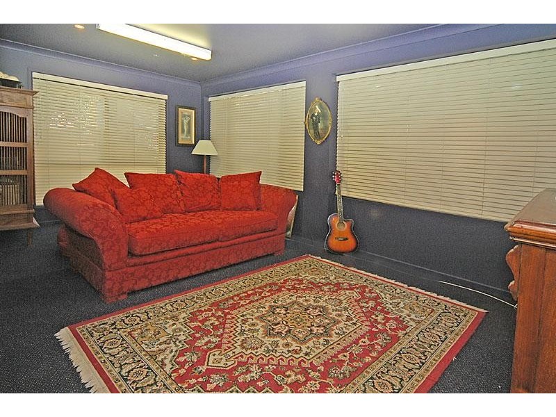 27 Brentwood Avenue, Mooloolaba QLD 4557