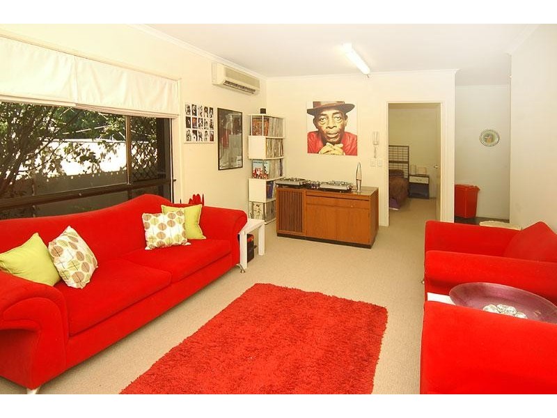 27 Brentwood Avenue, Mooloolaba QLD 4557