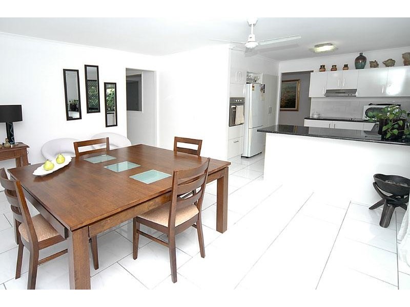 4 Molakai Drive, Mountain Creek QLD 4557