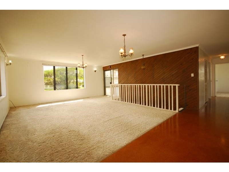37 Brentwood Avenue, Mooloolaba QLD 4557