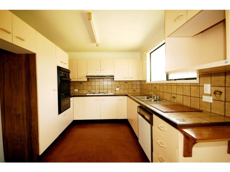 37 Brentwood Avenue, Mooloolaba QLD 4557