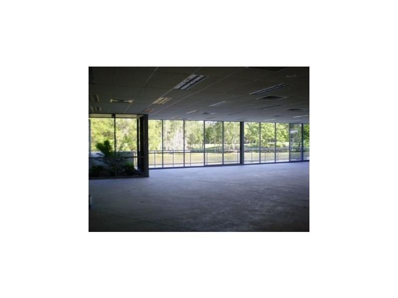 17 Southern Drive, Maroochydore QLD 4558