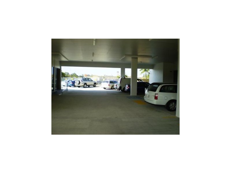 17 Southern Drive, Maroochydore QLD 4558