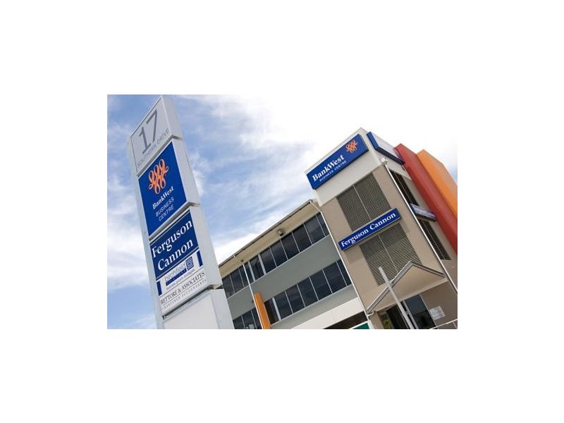 17 Southern Drive, Maroochydore QLD 4558