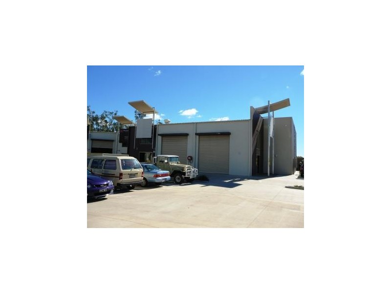 7 Premier Circuit, Warana QLD 4575