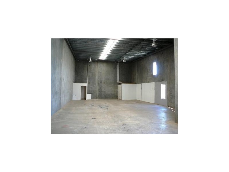 7 Premier Circuit, Warana QLD 4575